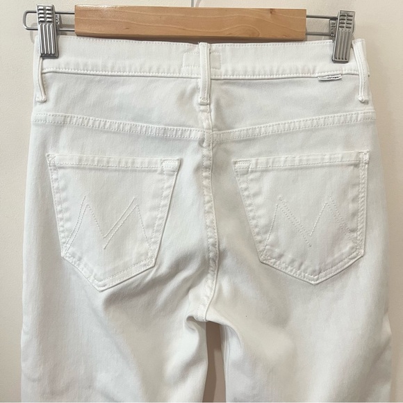 MOTHER Insider Crop Step Fray White Flare Jeans in Glass Slipper Raw Hem Size 25 - Picture 6 of 16